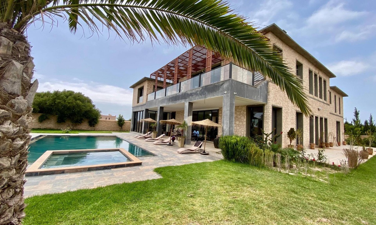 Ounagha Villa | Villa Octagon-with private pool&Heated Jacuzzi-13 min from center Essaouira