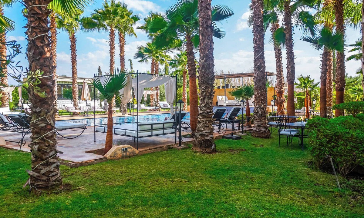 Oulad Hassoune Villa | Villa Palmyra, 8 suites with heated pool in the heart of the Palmeraie
