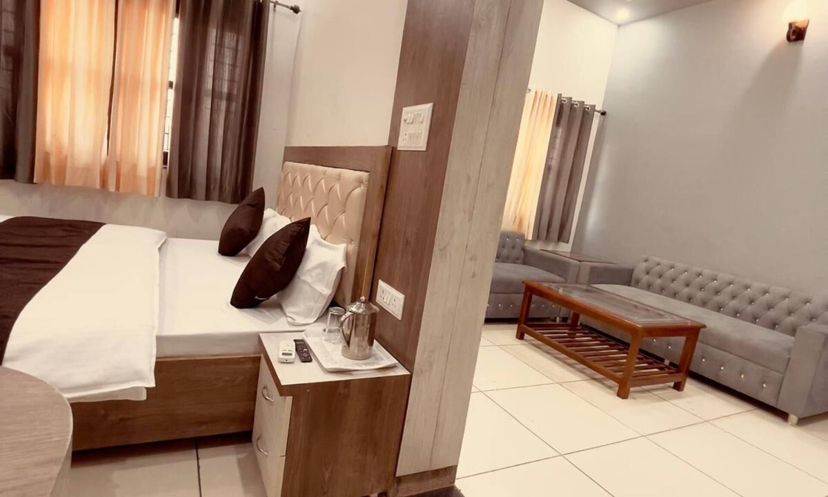 Bullawala House | Vishram Guest House