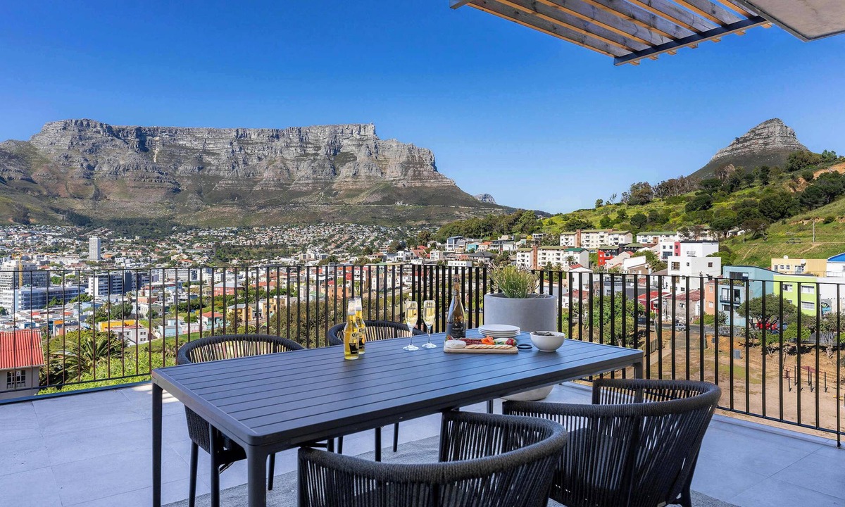Bo'Kaap Apartment | Vista Luxe Apartment - Luxury, 270 View, Cape Town
