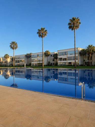 Lamharza Essahel Apartment | VIVASTAY - 2 chambres avec Accès Direct Plage & Grandes Piscines-
