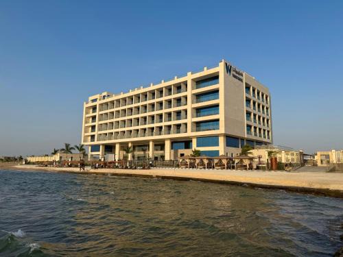 Umluj Hotel | Waves Hotel