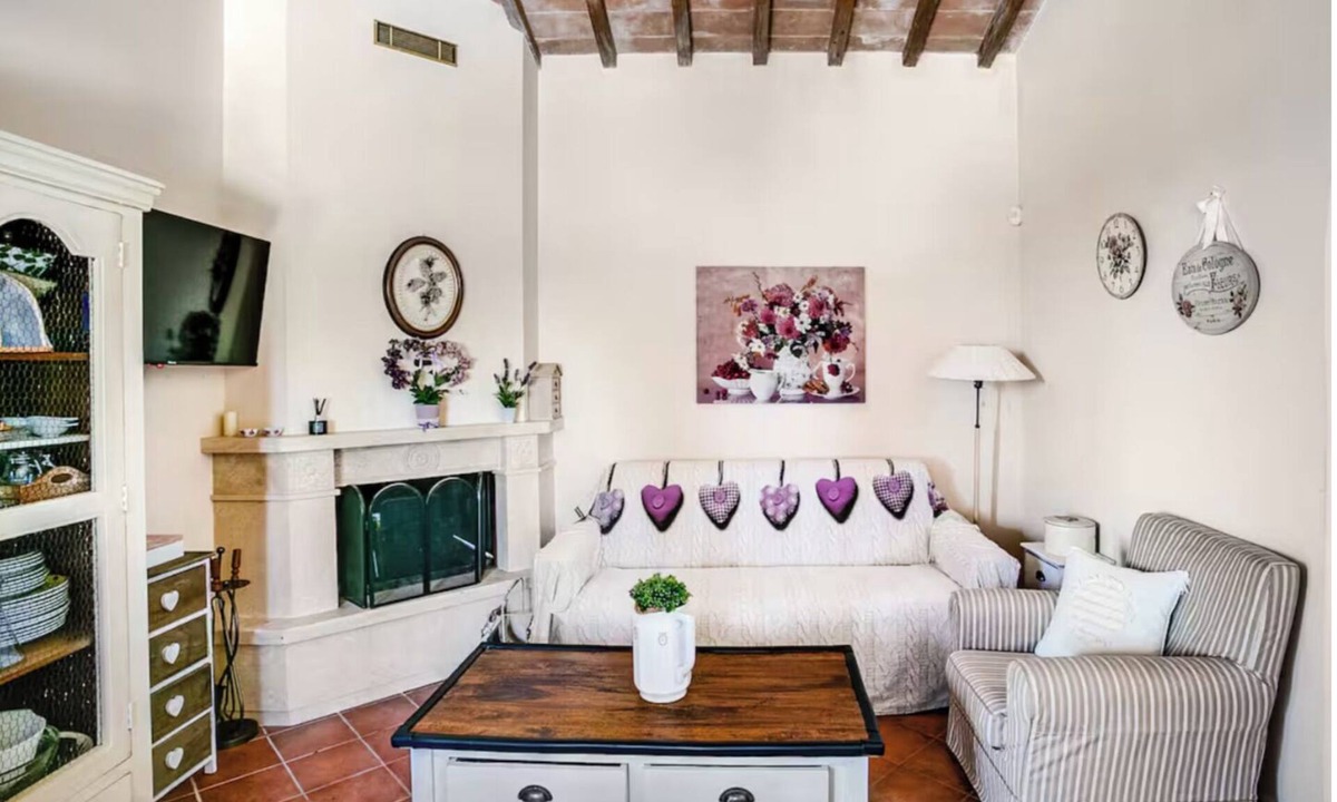 Montoro House | With family in Umbria - Borghetto Valtania - Villa with pool, garden and sauna