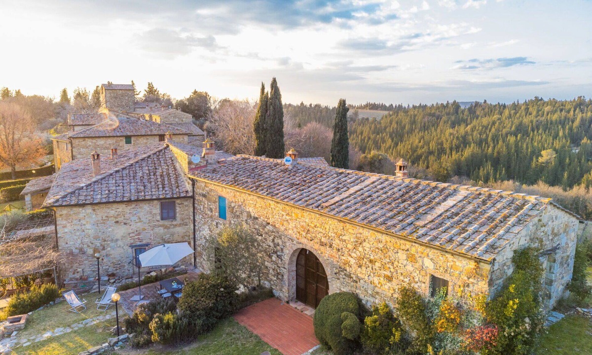 Castellina in Chianti House | Wonderful private villa for 4 guests with pool, WIFI, TV, terrace and panoramic view
