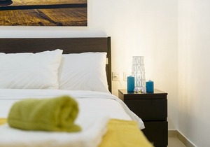 Chic 1 BR near the beach