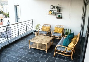 Stylish 2 Bedroom Apartment in Cape Town with Stunning Views
