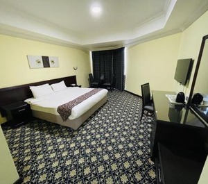 Phoenicia Hotel 