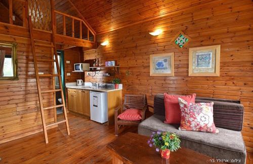 Vered Hagalil Cabin | בקתות טוסקנה
