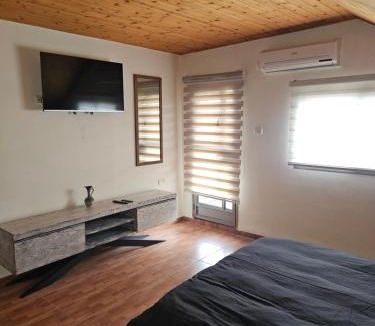 Tzuriel Apartment | דירת אירוח בצוריאל