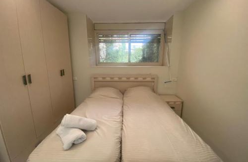 Bayit VeGan Apartment | דירת בוטיק - Boutique apartment