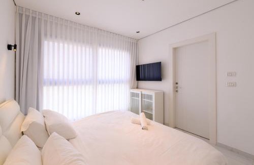 Neve Zohar Apartment | וילה לה מר - וילה עם בריכה ו-3 סוויטות מדהימות עם נוף לים המלח