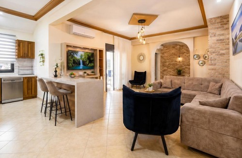 Kefar Hananya Apartment | לאקי וילה - וילה מושלמת עם בריכה פרטית