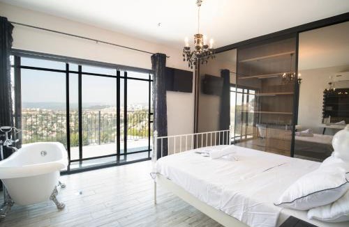 Kfar Vradim Villa | לה פטלונה