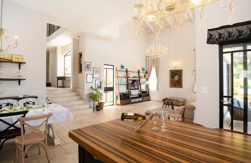 Kfar Vradim Villa | לה פטלונה