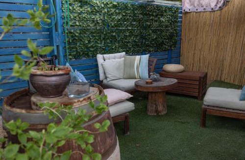 Neot HaKikar Cabin | ליבי במדבר מרחב לאקולוגיה של הריפוי Libi Bamidbar The Ecology of Healing Resort