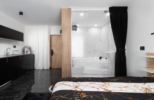 Kiryat Motzkin Apartment | מיני גן עדן עם גקוזי יש מקלט בבניין