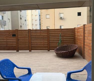 Bat Yam Hotel | מלון ארנה בת ים - קומת סוויטות הגן עם סאונה פרטית