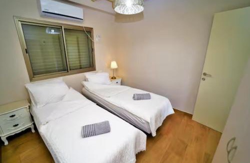 Bar Yohai Apartment | נוף הרים בר יוחאי - בית נופש מדהים עם בריכה וג'קוזי