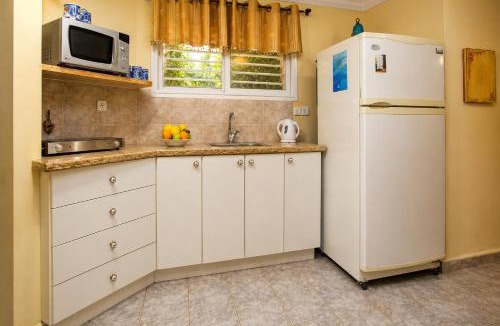 Migdal Cabin | נופש דביר - צימרים מהממים למשפחות עם ג'קוזי ובריכה ליד הכנרת