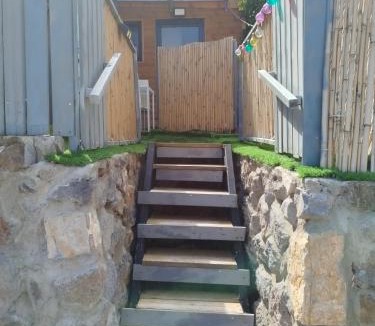 Tiberias Bed & Breakfast | סוויטת הזוהר טבריה