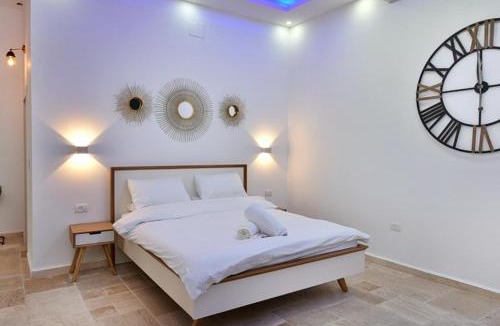 Ein Ya'akov Apartment | סוויטת הילת השחר - סוויטה מהממת עם בריכה פרטית מחוממת וג'קוזי ספא