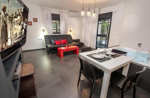 Had Nes House | סיקרט נס ספא