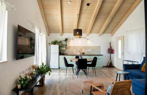 Amir Apartment | פלג על הנחל