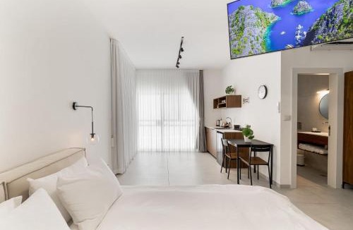 Manot Apartment | פסגת הגליל - סוויטות רומנטיות לחופשה זוגית