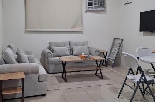 Quai Apartment | أرض الذهب للشقق المخدومة الرويضة