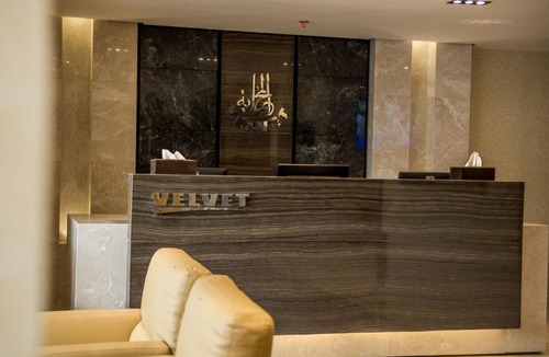 King Abdul Aziz Road Apartment | ألاجنحة المخملية للشقق المخدومة- النهضة
