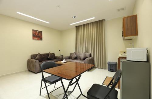 Al Aziziyah Hotel | اجنحة خيال للشقق المخدومة