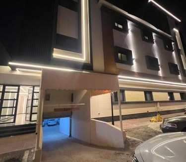 Al Aqiq Apartment | استديو فاخر مع جلسة خارجية