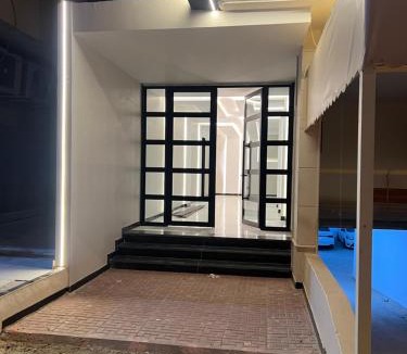 Al Aqiq Apartment | استديو فاخر مع جلسة خارجية