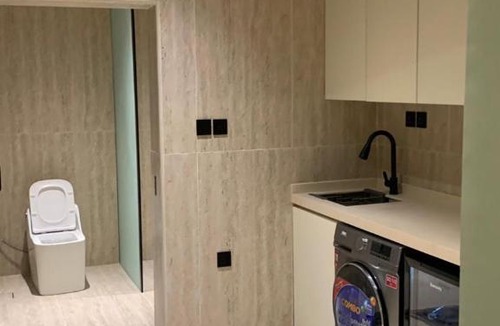 Dammam Apartment | استديو كبير فاخر مع فناء خارجي ومدخل خاص
