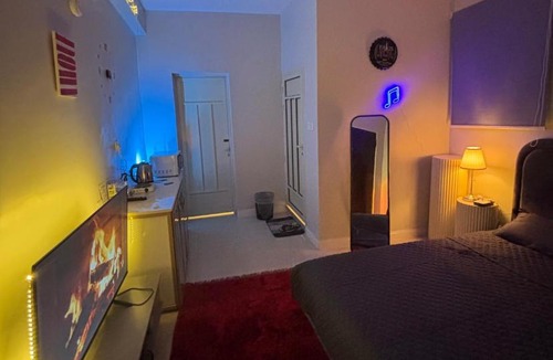 Al Khobar Apartment | استديو كوزي مع بلكونه