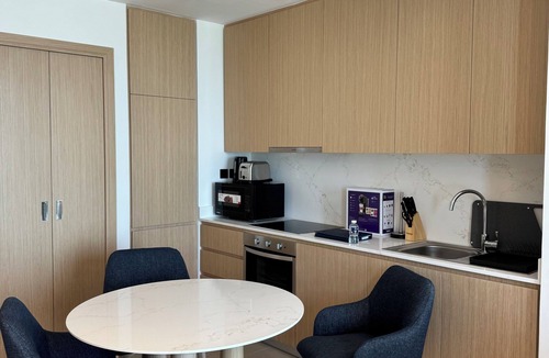 Muharraq Apartment | استوديو فاخر 5 نجوم في العنوان مراسي فيستا