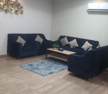Khamis Mushait Hotel | الاطلاله للشقق المخدومة