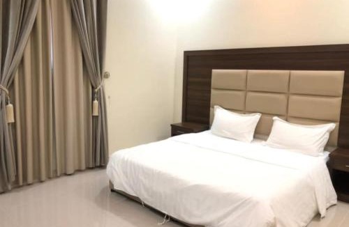 Shaqra Hotel | الذيابي للشقق المخدومة