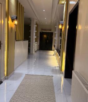 Gurayat Ski Chalet | العلياء