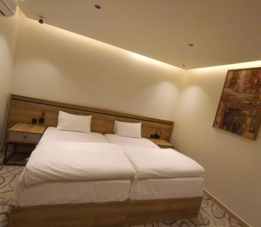 Buraydah Hotel | العييري للشقق المخدومة القصيم 4