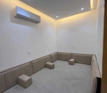 Nejran Apartment | الماسة ان