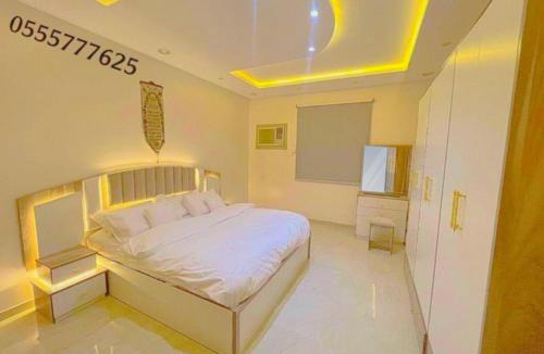 Taif Apartment | الوسام شقة كبيرة 4 غرف نوم وصالة 4 bedroom and living room apartment