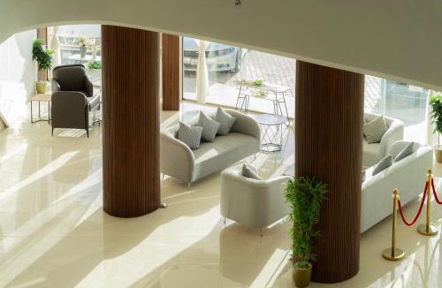 Unaizah Hotel | اونيسن البري Onesn Albari