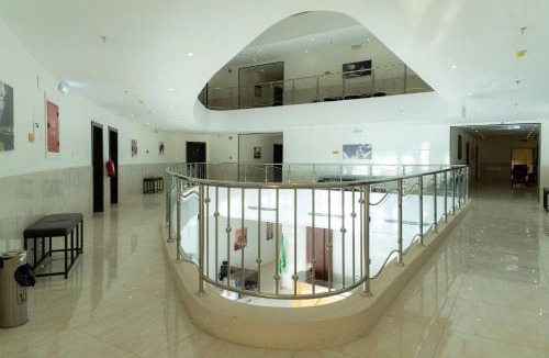 Unaizah Hotel | اونيسن البري Onesn Albari