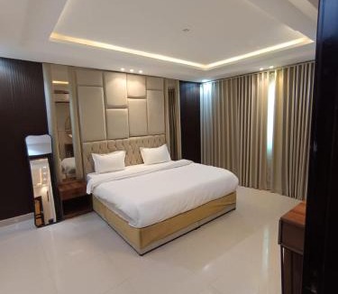 Al Aziziyah Apartment | ايفان للشقق المخدومة العزيزية