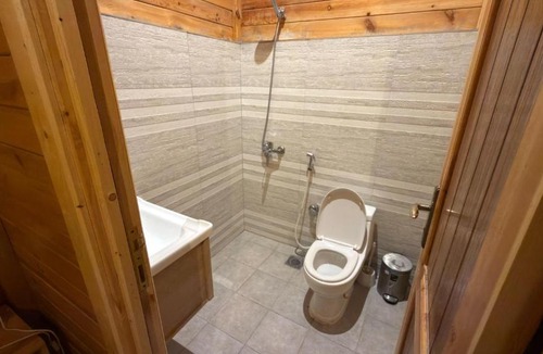Banban Ski Chalet | تمبر هاوس Timber house