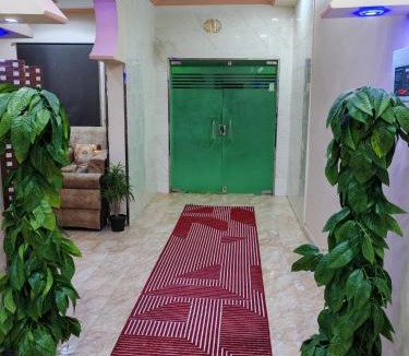 Ar Rayis Apartment | جناح فاخر غرفتين نوم وصالة تلفزيون لشخصين مع أطفال