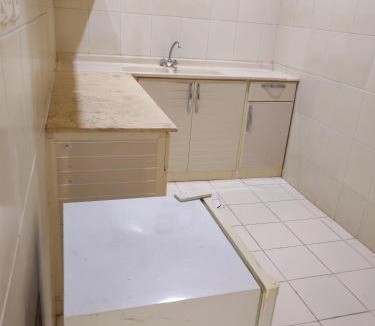 Ar Rayis Apartment | جناح مميز بغرفة نوم ماستر وصالة تلفزيون