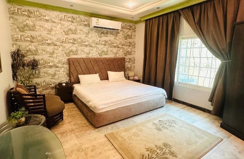 Riyadh Villa | دوركافد KAVD Two-Bedroom Floorغرفتين و صالتين المحمديه شمال الرياض next to Boulevardمدخل خاص وذاتي