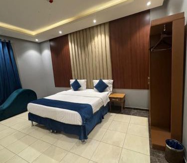 Al Aziziyah Apartment | راحتي هنا للشقق المخدومة 3